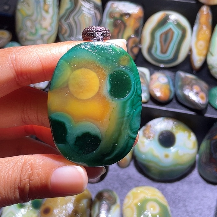 玛瑙/玉髓珠宝奇石未镶嵌