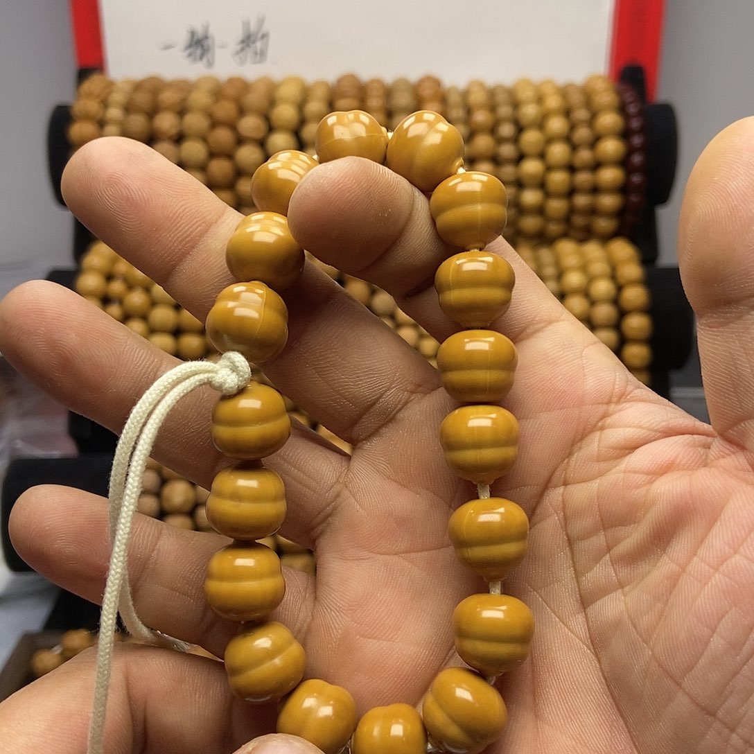 阳***新猴头核桃手串猴头手串，葫芦一条