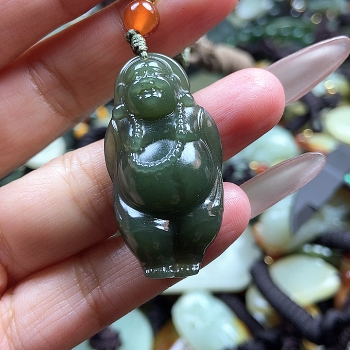 和田玉颈饰未镶嵌