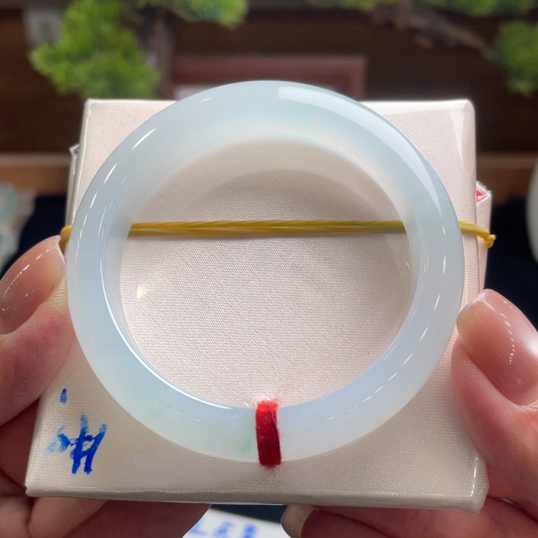 翡翠手镯未镶嵌翡翠53.4正圈