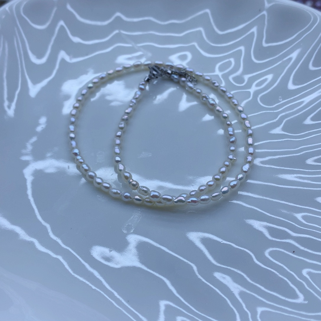 淡水珍珠颈饰未镶嵌依*?