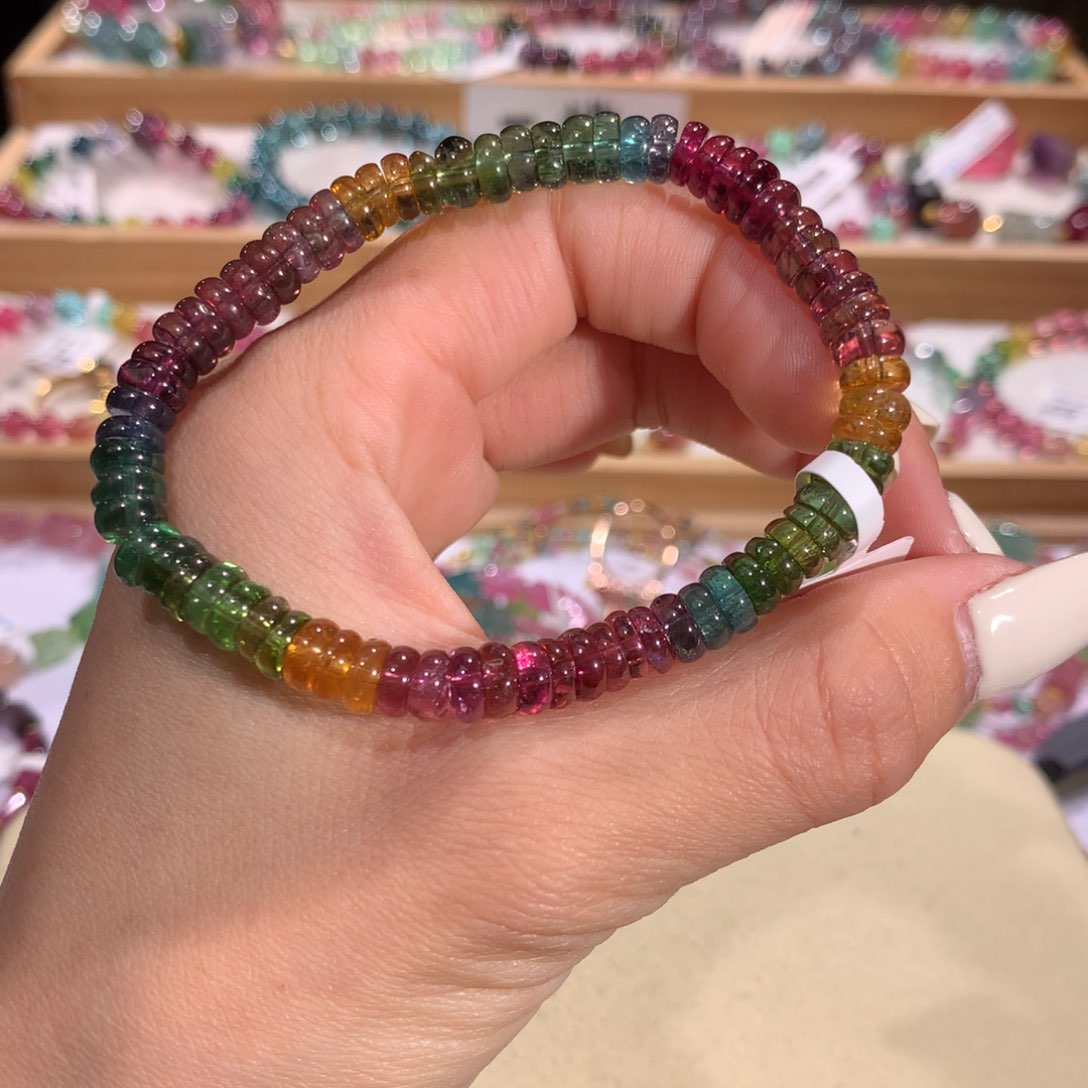 碧玺多样性发货一件未镶嵌