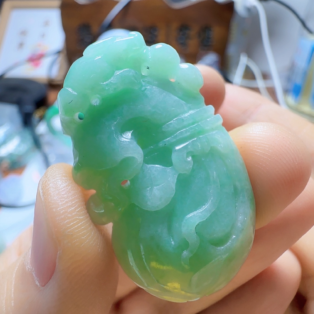 翡翠未镶嵌手镯翡翠185