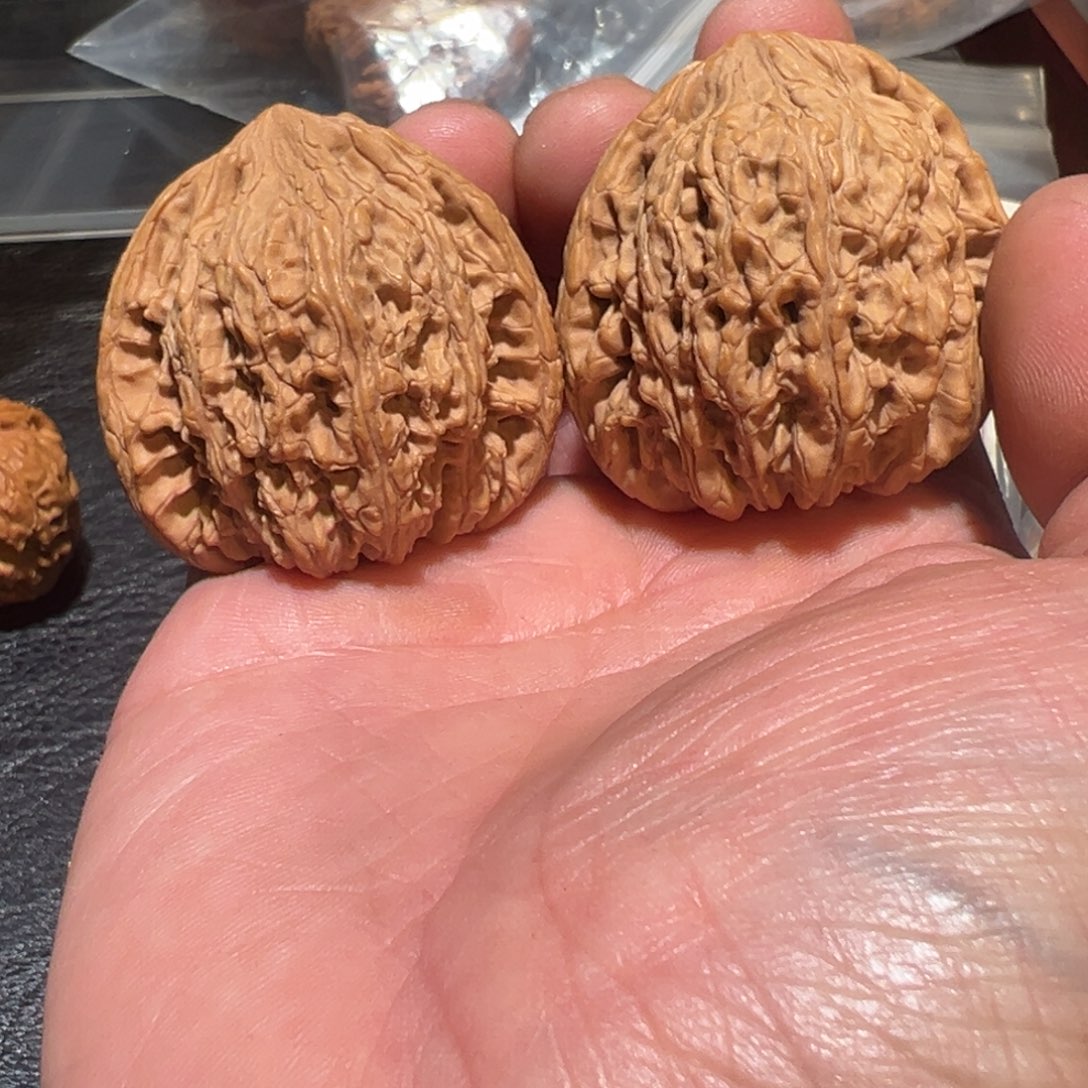 文玩核桃吊坠全品绣球