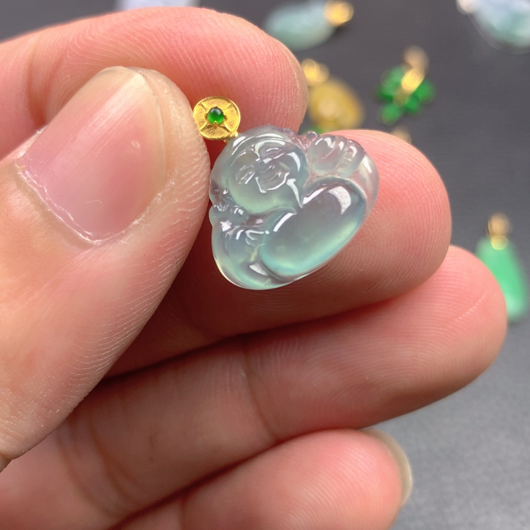 【闪购商品】颈饰18K金镶嵌翡翠翡翠