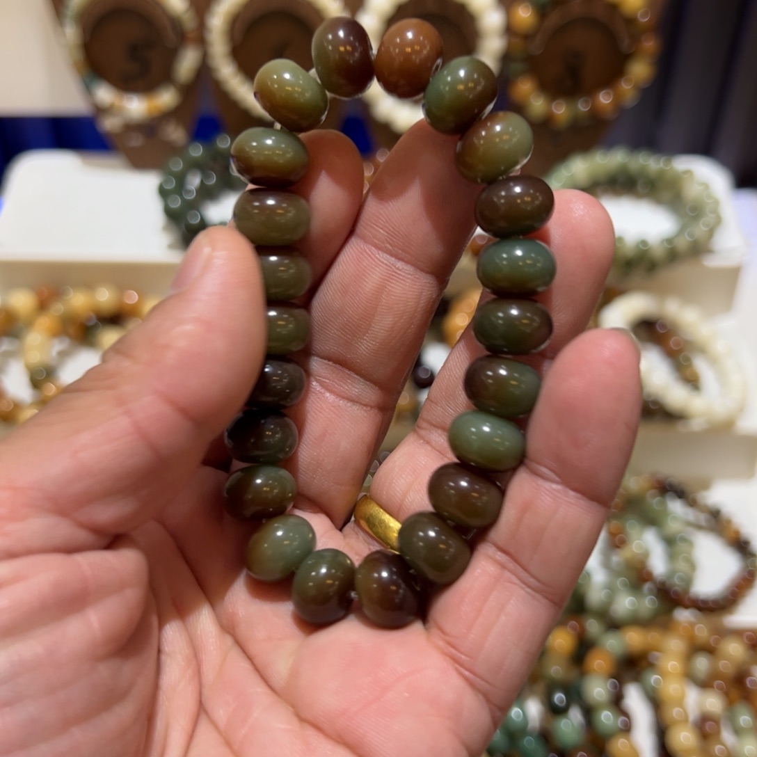 茱***茱菩提根/象牙果手串
