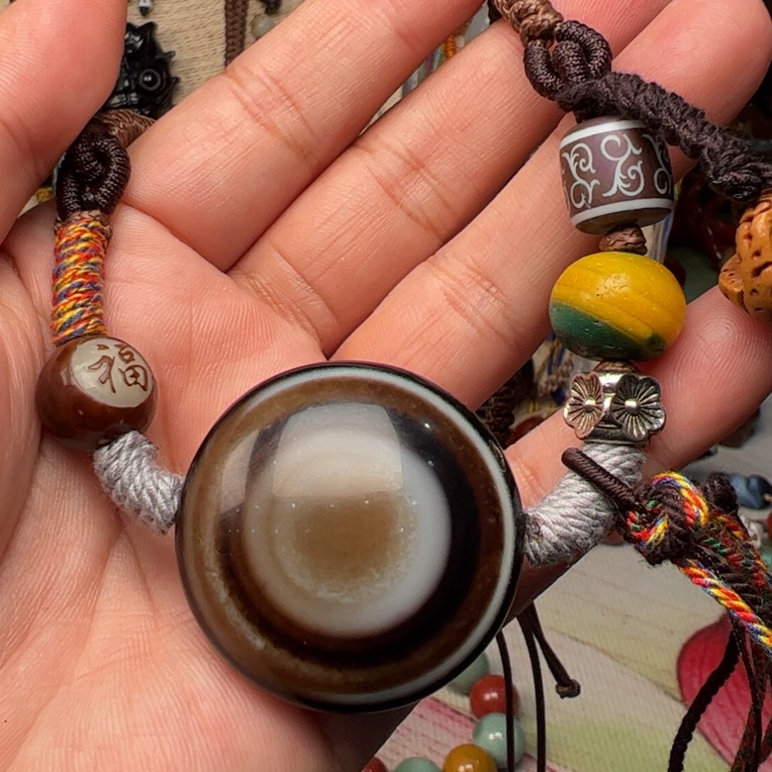 玛瑙/玉髓颈饰未镶嵌