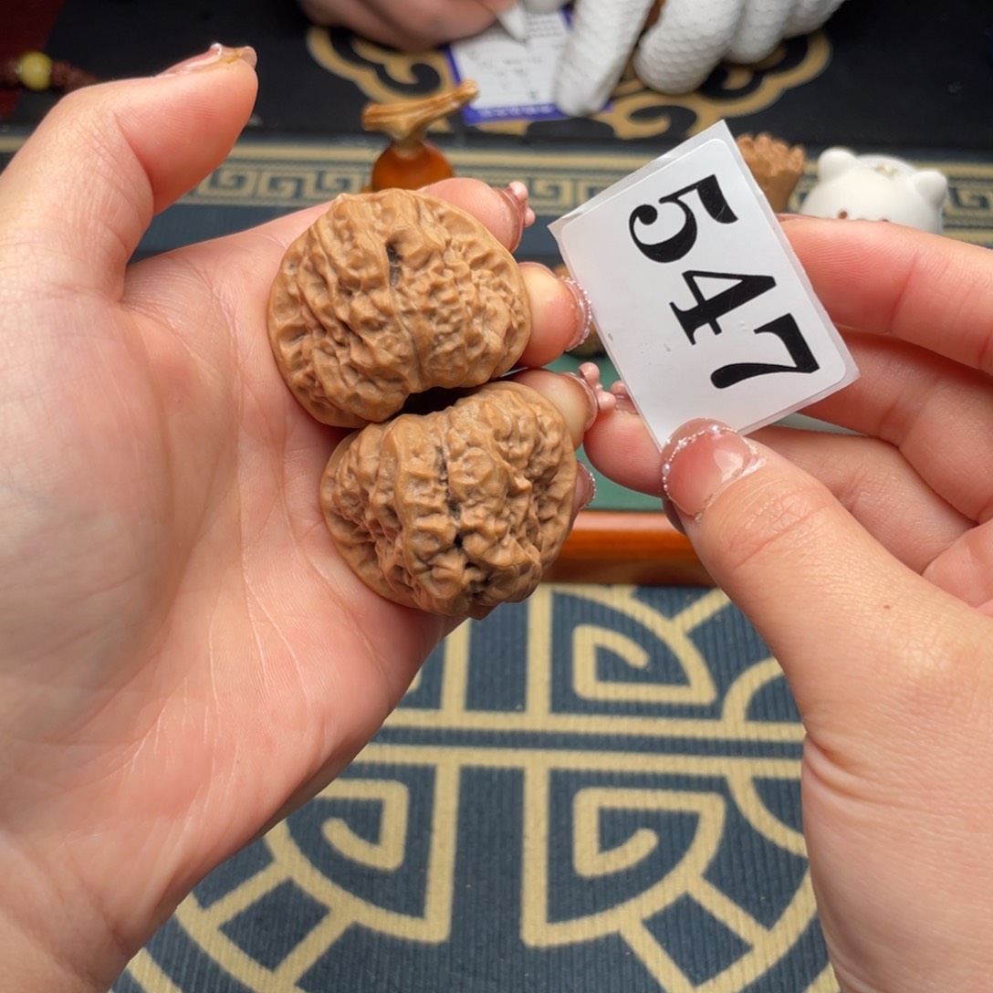 文玩核桃吊坠旭***?39蛤蟆头547号