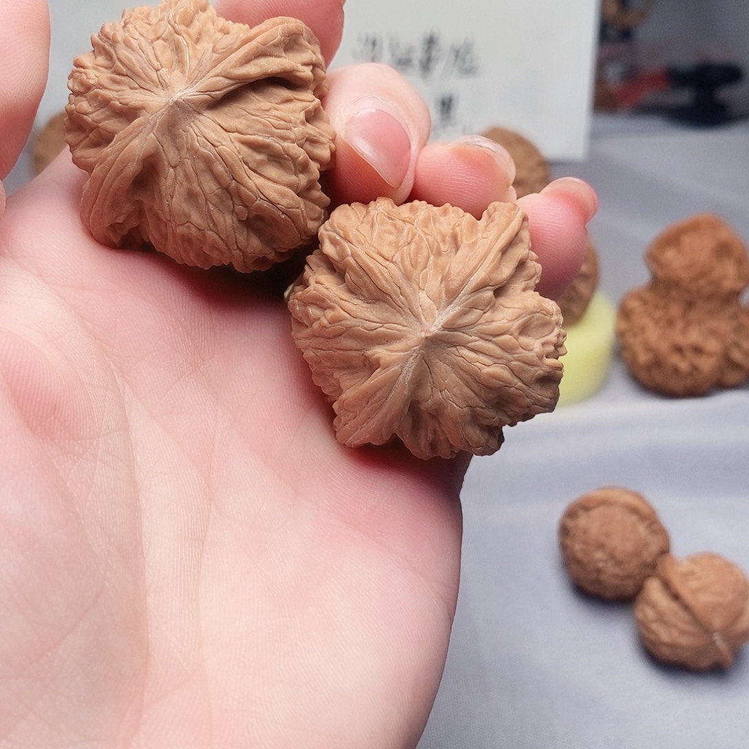 大叶紫檀（黑酸枝木类）磨盘