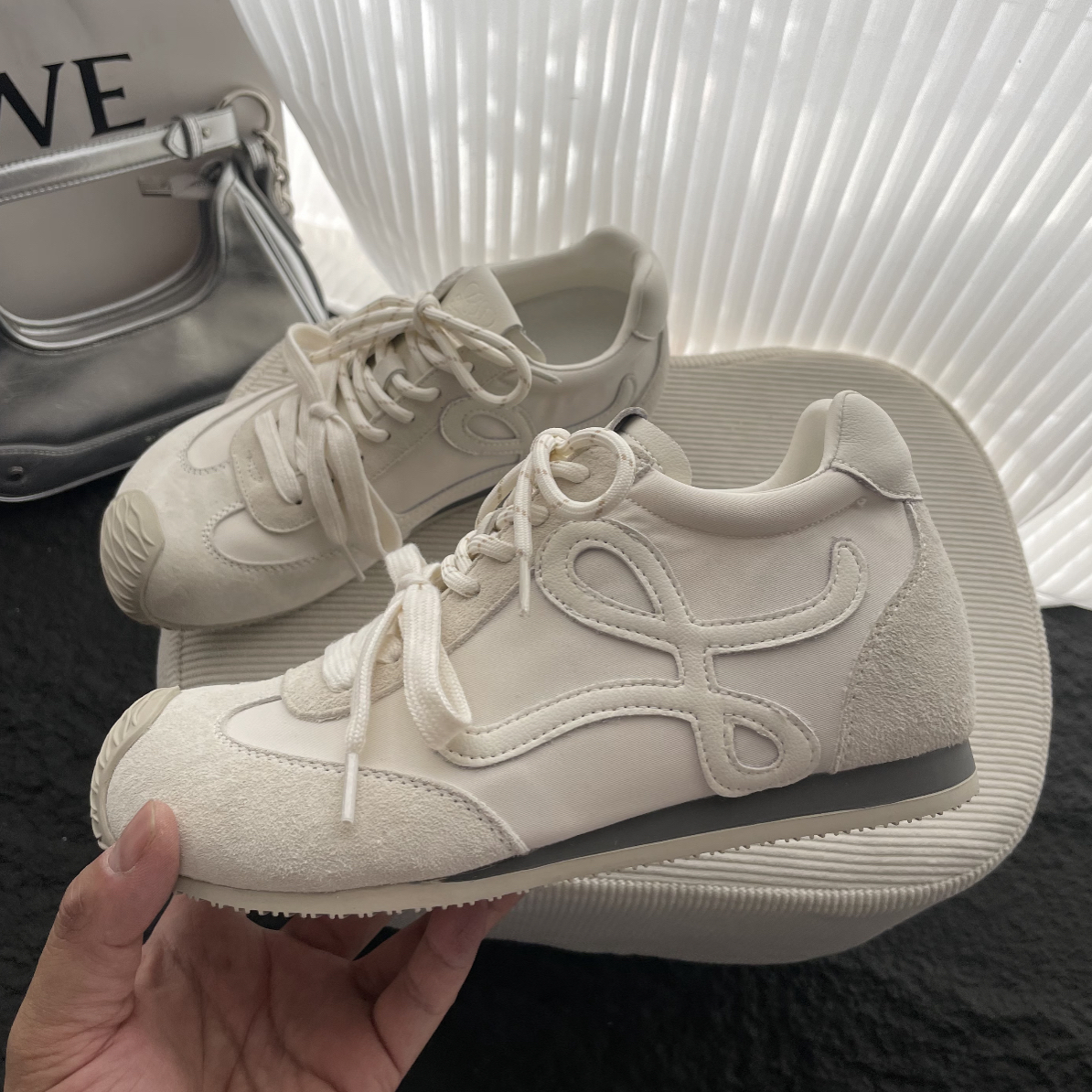 【甜甜】夏季增高系带拼色内增高ins休闲冬季复古潮鞋单鞋