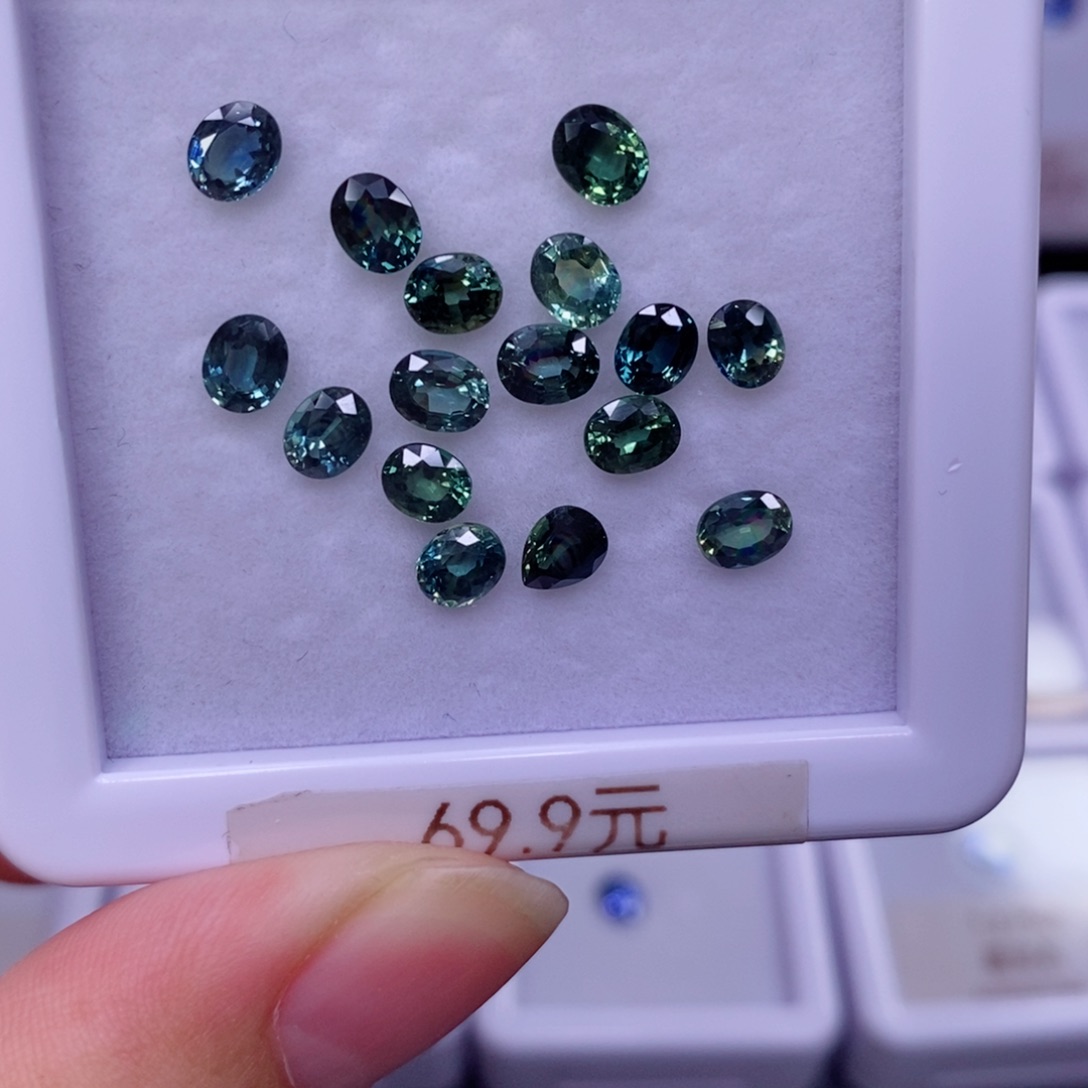 裸石蓝宝石69.9一粒，仅供展示，挑好上定向