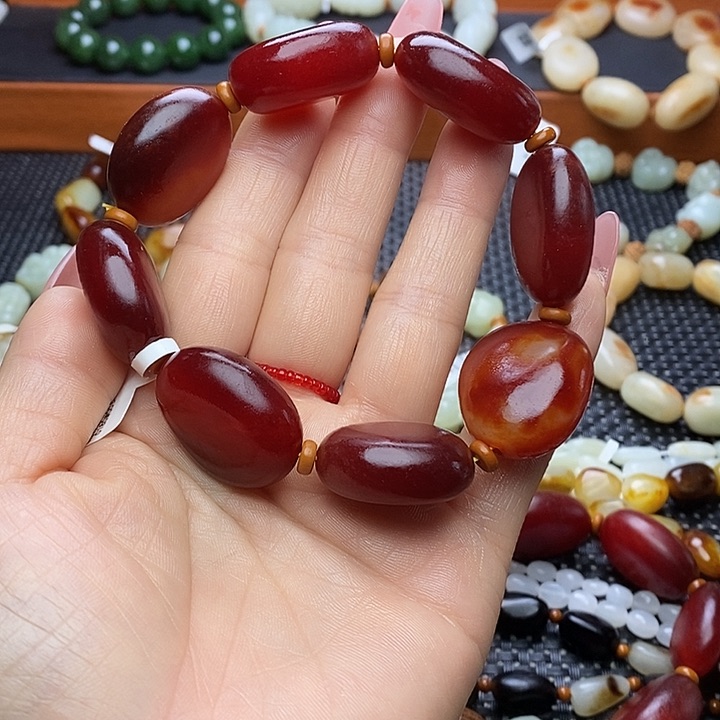 手链未镶嵌和田玉从**来