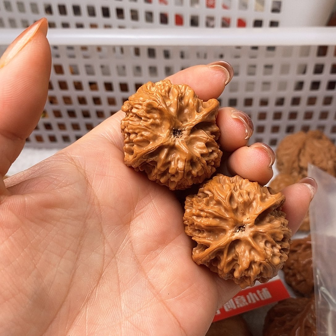 吊坠文玩核桃六**飞苹果