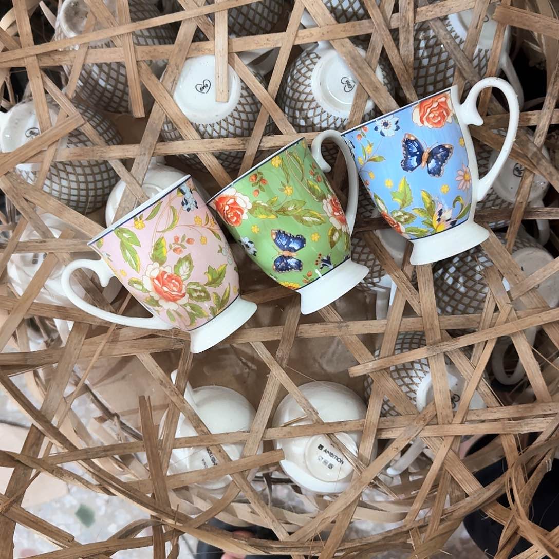 45%以上骨粉骨瓷微瑕疵三个杯子