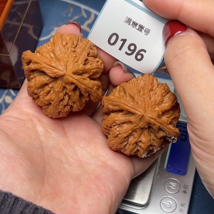 文玩核桃把件粗筋48