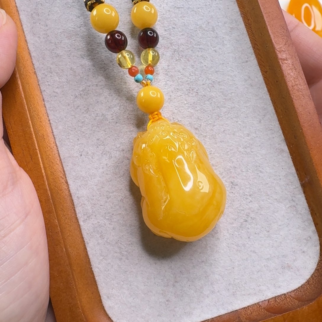 蜜蜡毛衣链未镶嵌