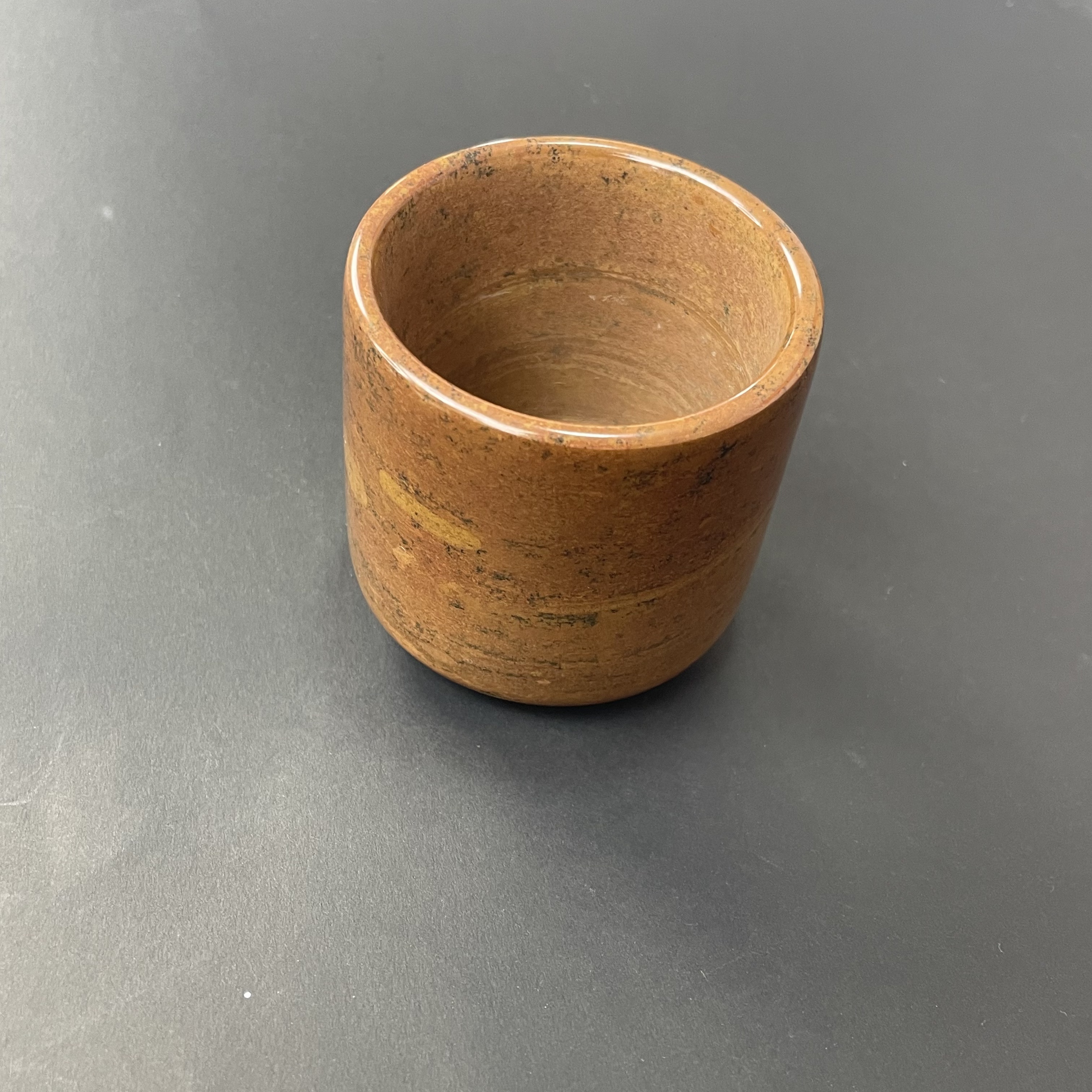 【泗水砭石】原石打磨直筒杯主人杯改善水质板