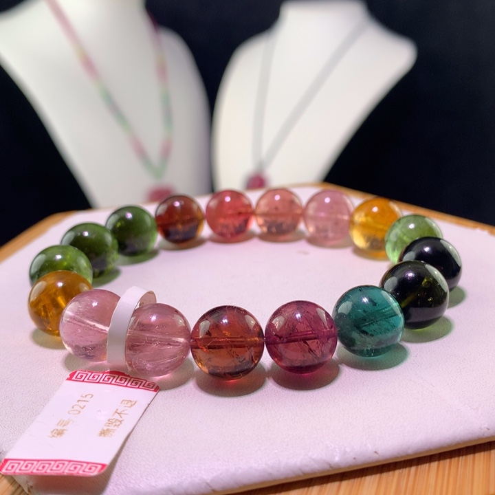 祖母绿颈饰18K金镶嵌