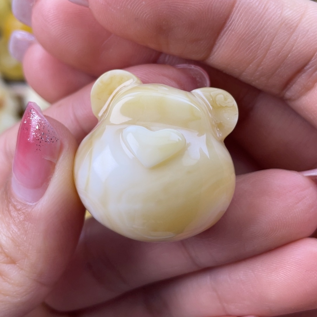 琥珀裸石未镶嵌蜜蜡