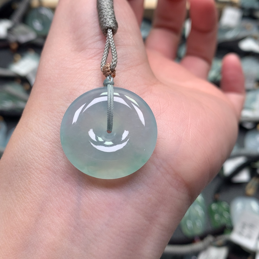 翡翠颈饰未镶嵌00000000000