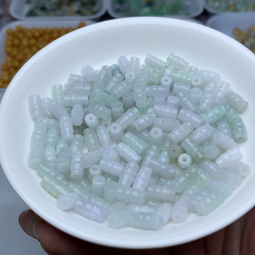 【闪购商品】翡翠手链未镶嵌卡4.8乘9冰绿白竹节100颗