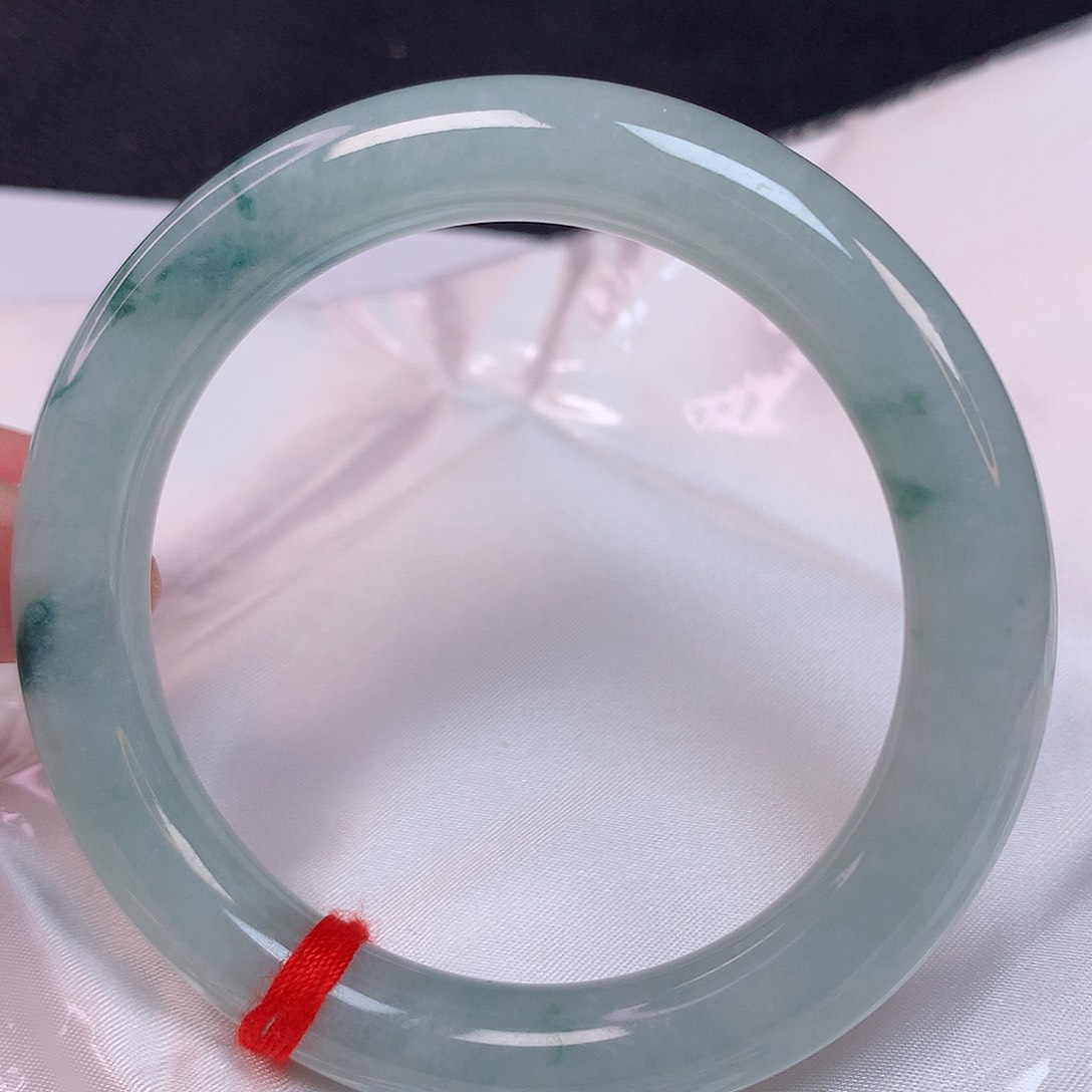 翡翠手镯（圆镯）未镶嵌56 翡翠手镯