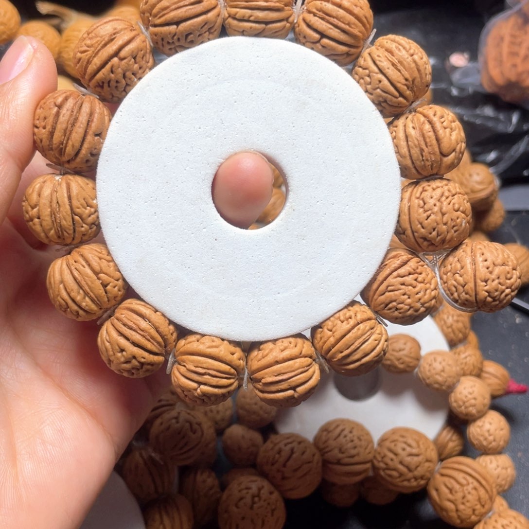 吊坠桃核桃核手串18+野生满天星