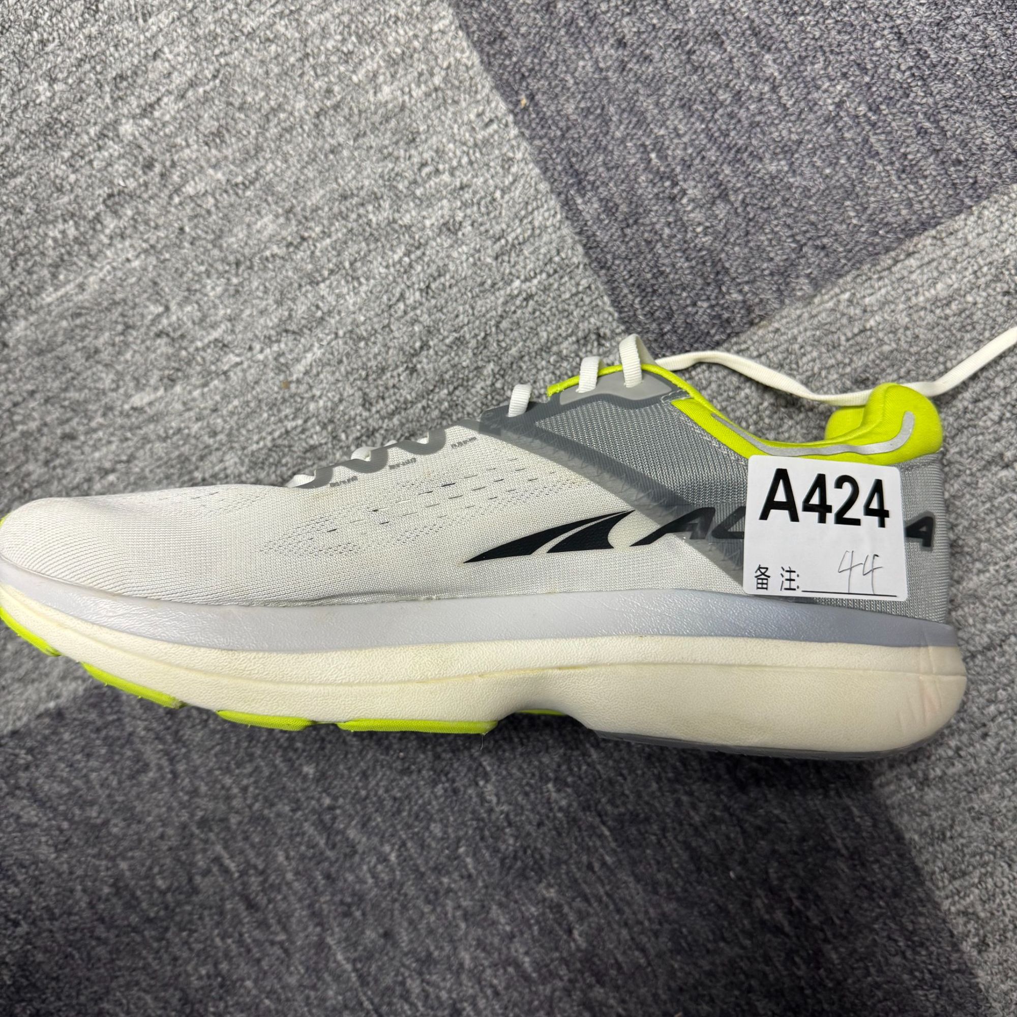 男女户外休闲鞋a424