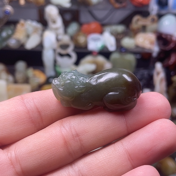 和田玉（糖玉）未镶嵌颈饰