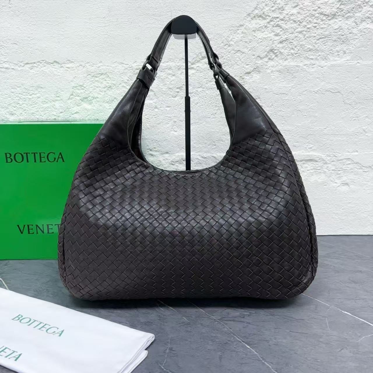 95新 BOTTEGA VENETA/葆蝶家 bv黑色编织饺子0375/二奢包包