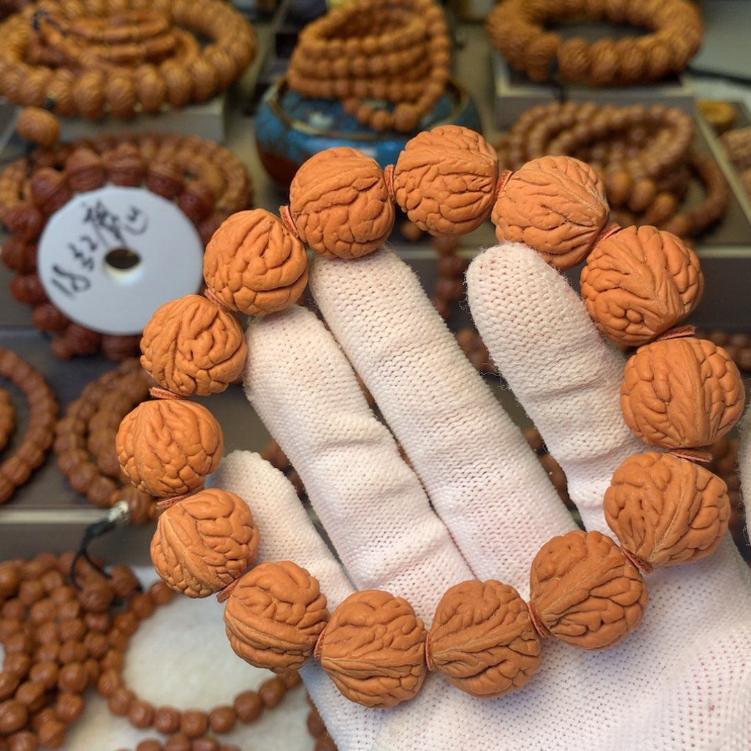 佳***桃核手串秦岭龙纹