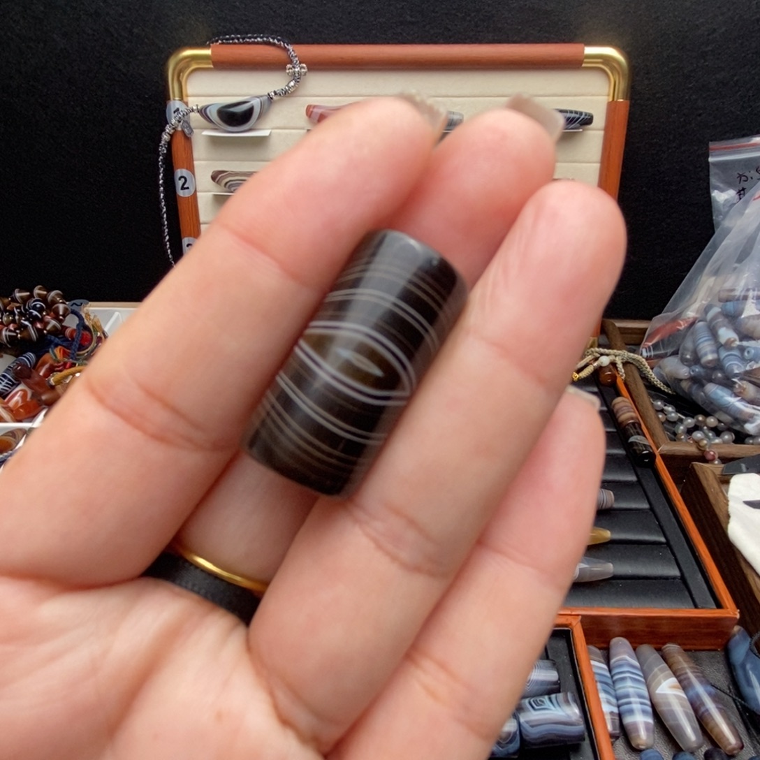 玛瑙/玉髓未镶嵌吊坠