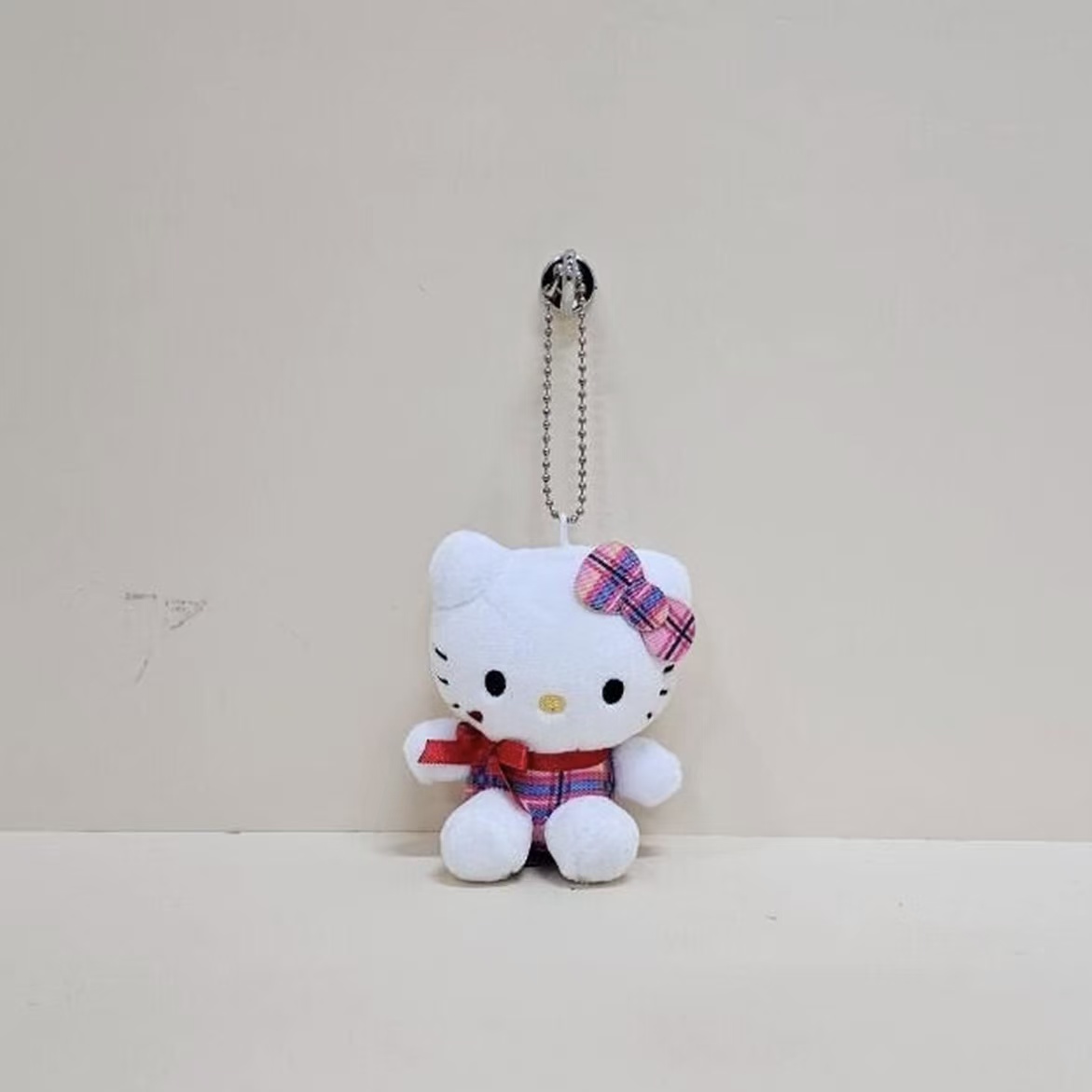 【首尔限定】HelloKitty 彩色格子 Kitty挂件 潮玩挂件