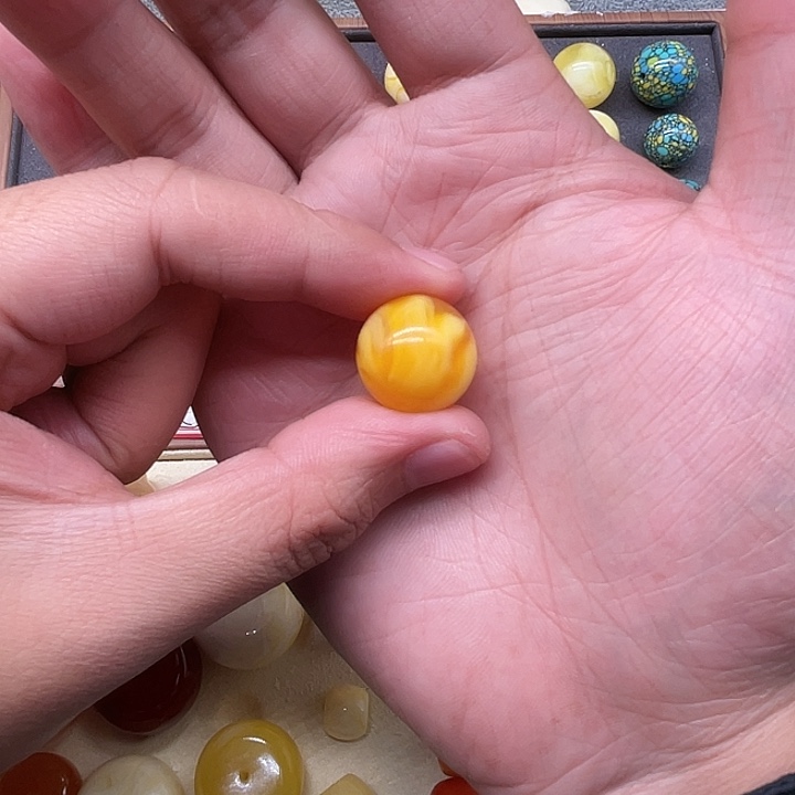 琥珀未镶嵌裸石金绞蜜单珠