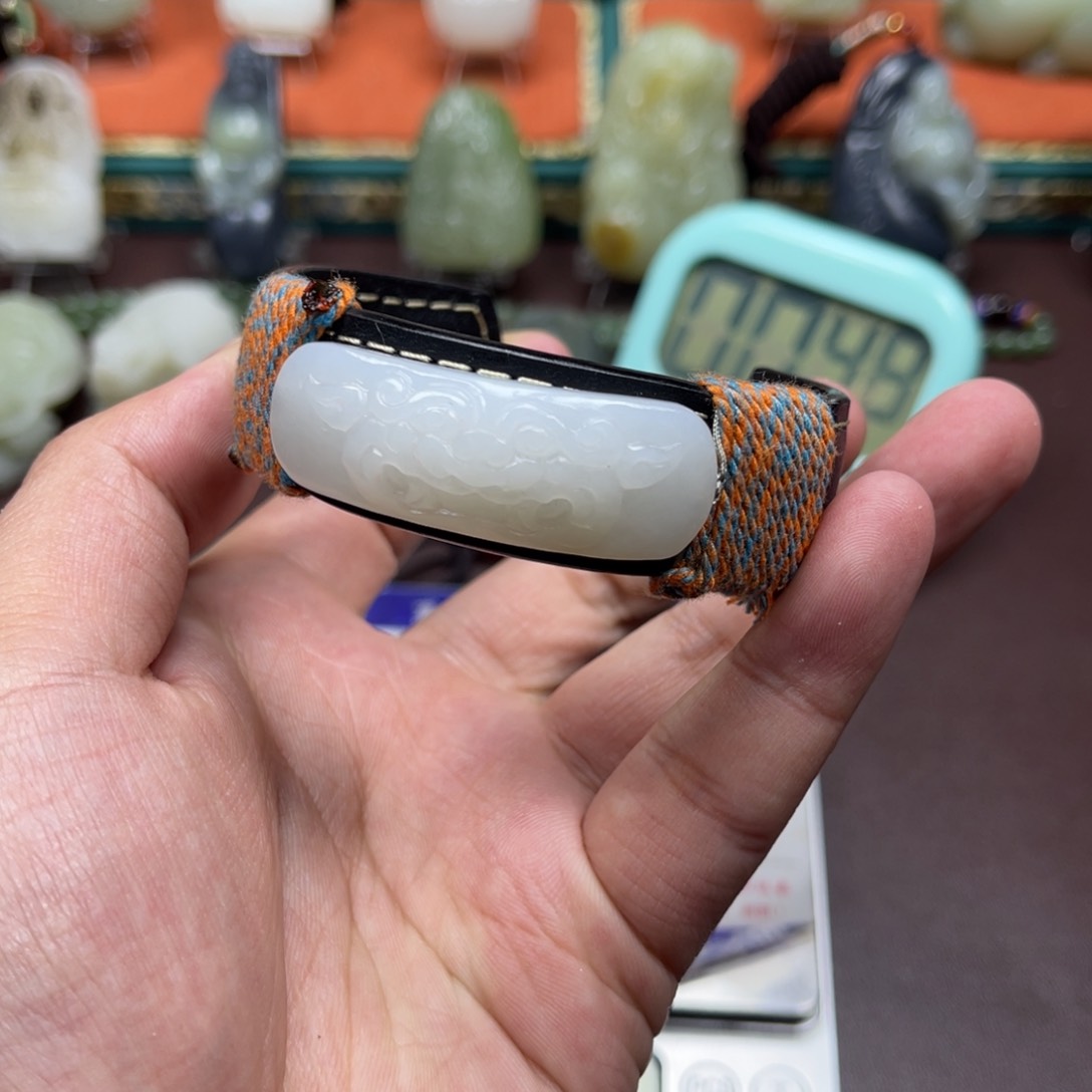 和田玉挂件未镶嵌大****力