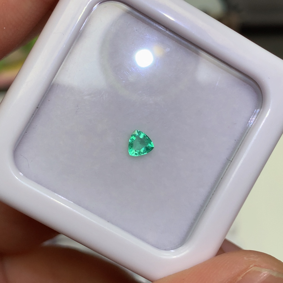 祖母绿裸石未镶嵌0.18ct哥伦比亚