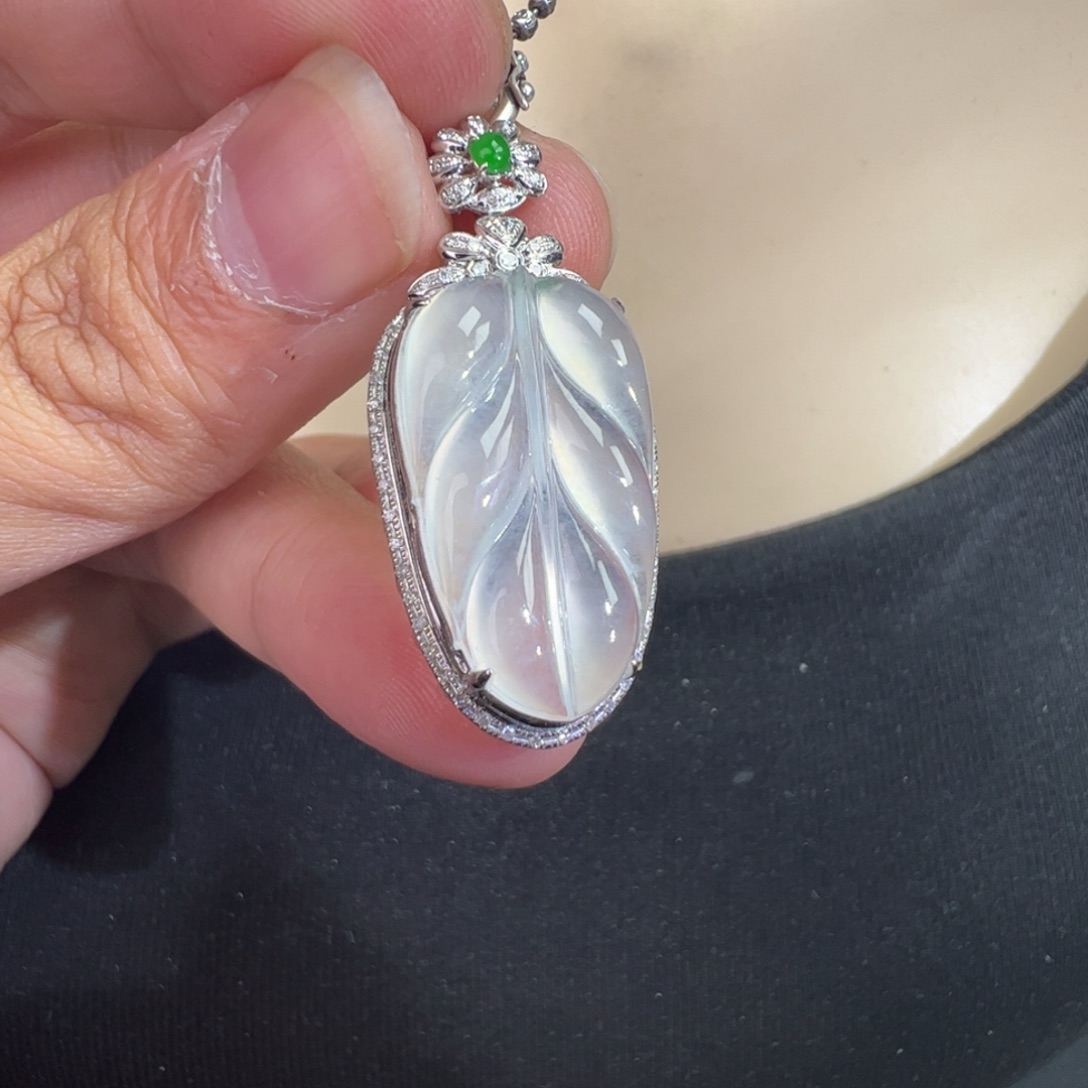 那***样翡翠18K金镶嵌吊坠(不含链)