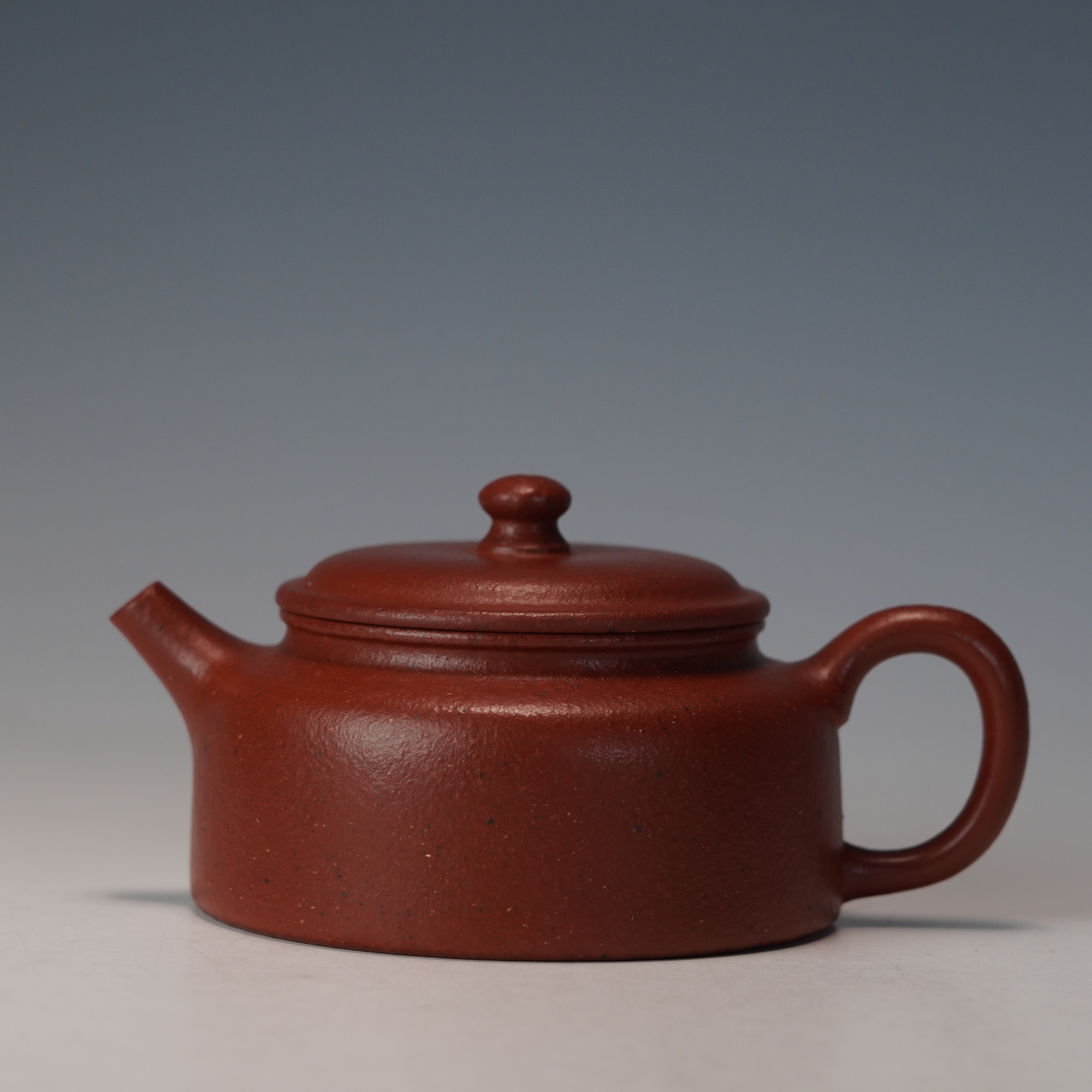 lot.21978 林天强 龙山红泥德钟壶 200cc