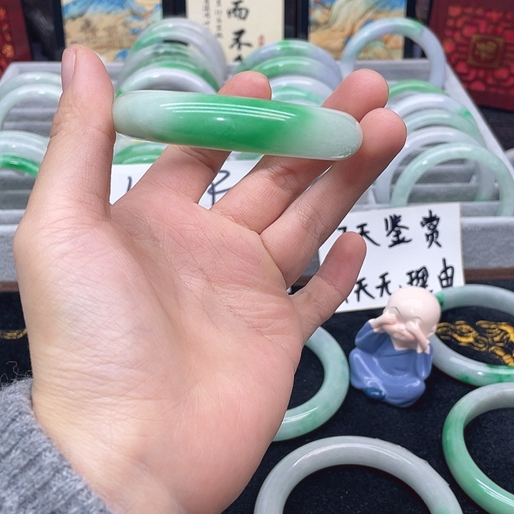 L***a以图为准一物一图冰雪001啊