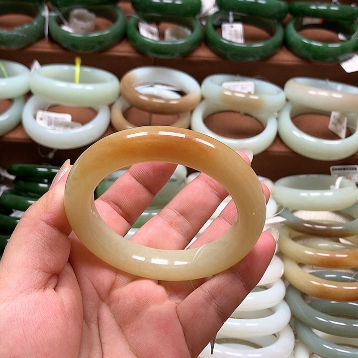 【闪购商品】和田玉手镯未镶嵌