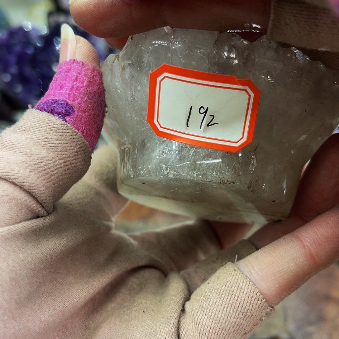 水晶随形摆件未镶嵌