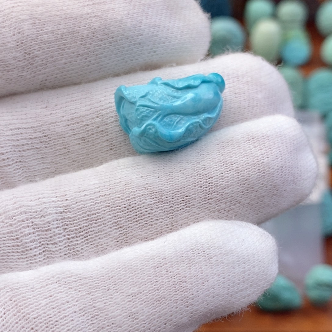 绿松石未镶嵌珠宝奇石