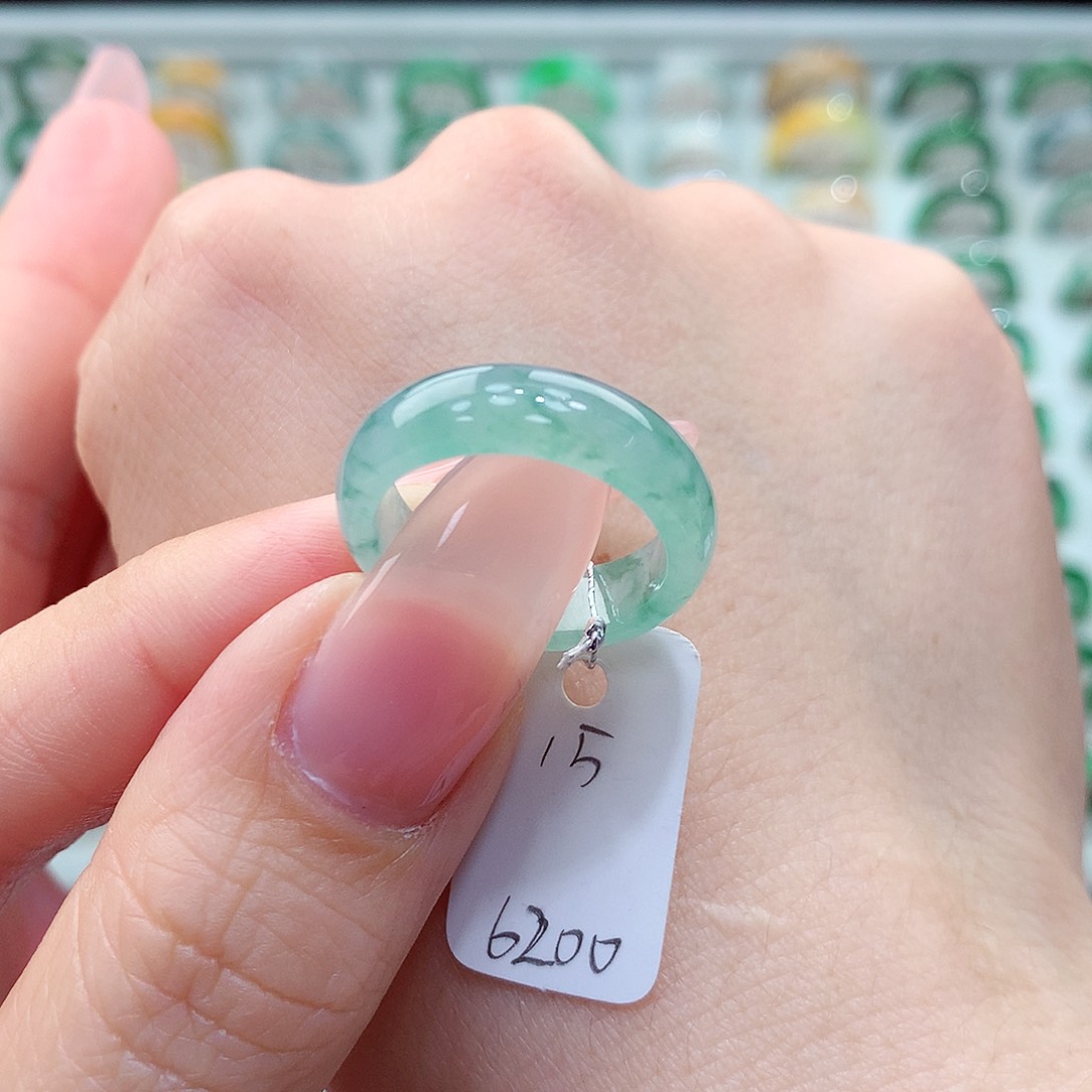 翡翠戒指未镶嵌15号