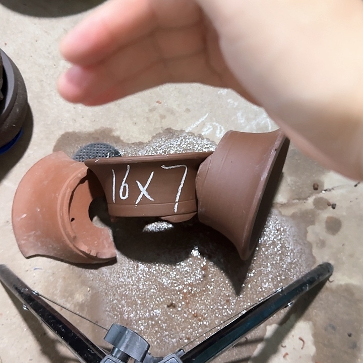 紫砂花盆破损包赔