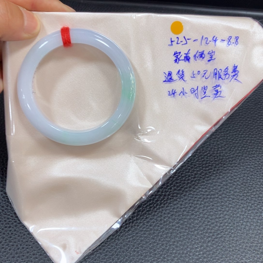 翡翠未镶嵌手镯缅甸天然翡翠手镯