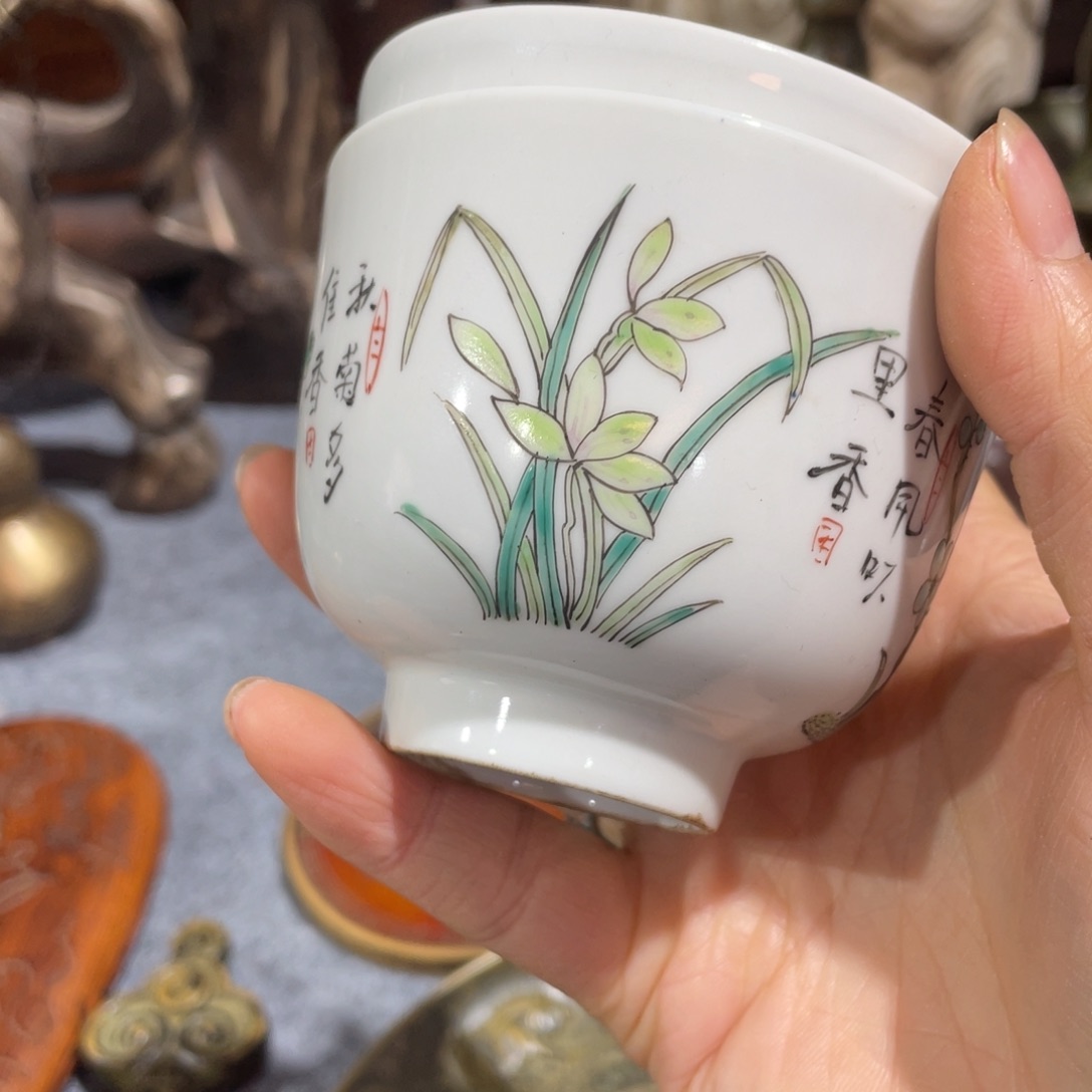 大***地铜摆件。 小物件。一对。   