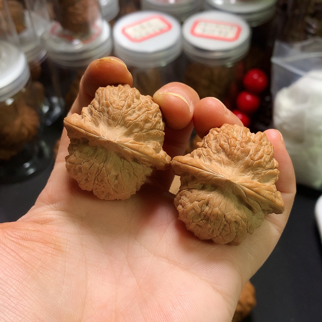 文玩核桃把件血麒麟39