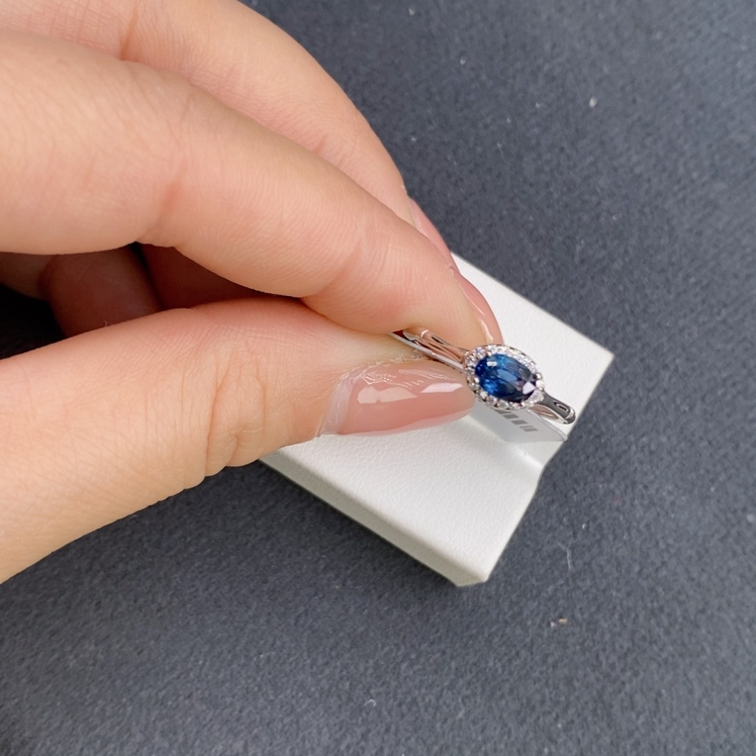 蓝宝石戒指银S925镶嵌