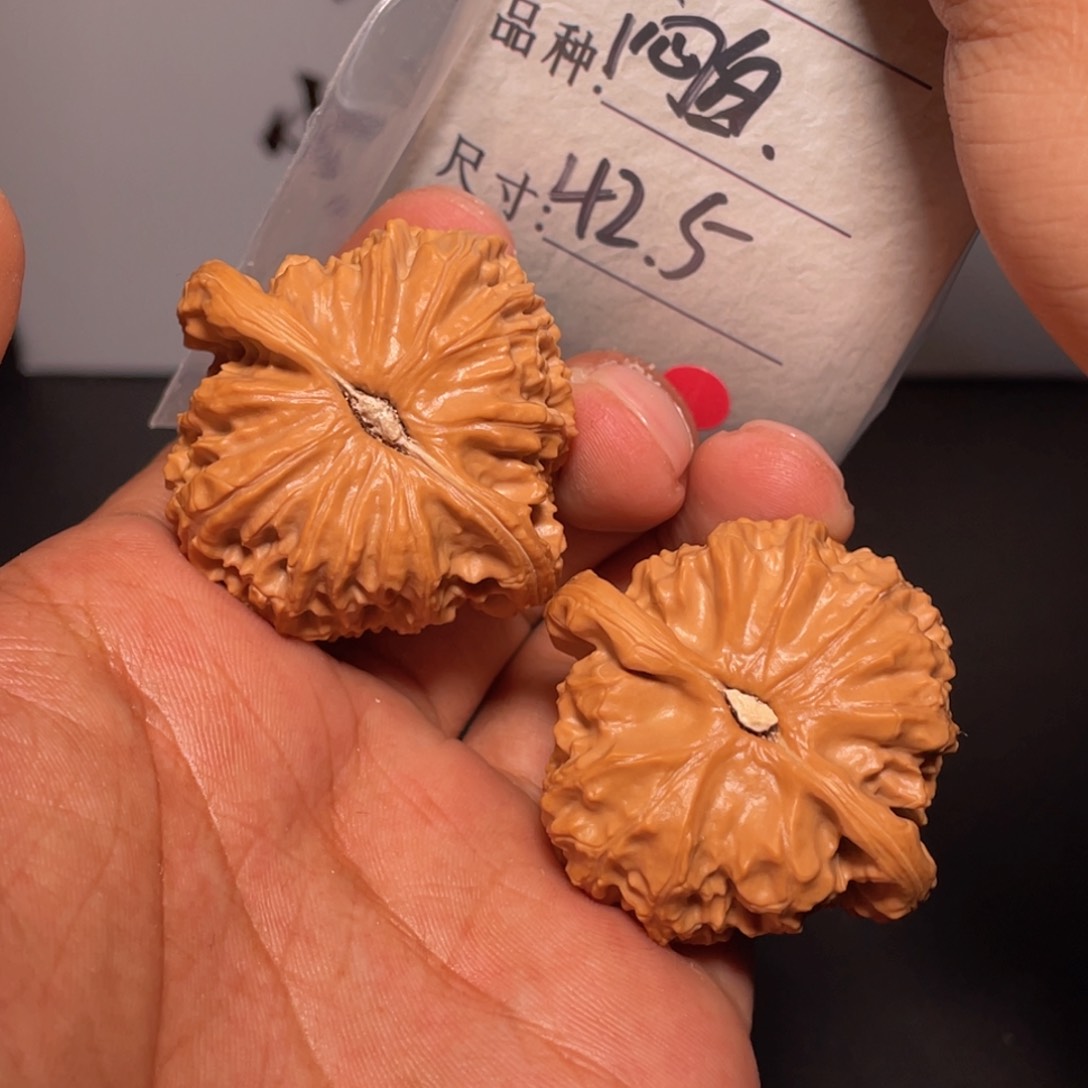 文玩核桃吊坠文玩核桃