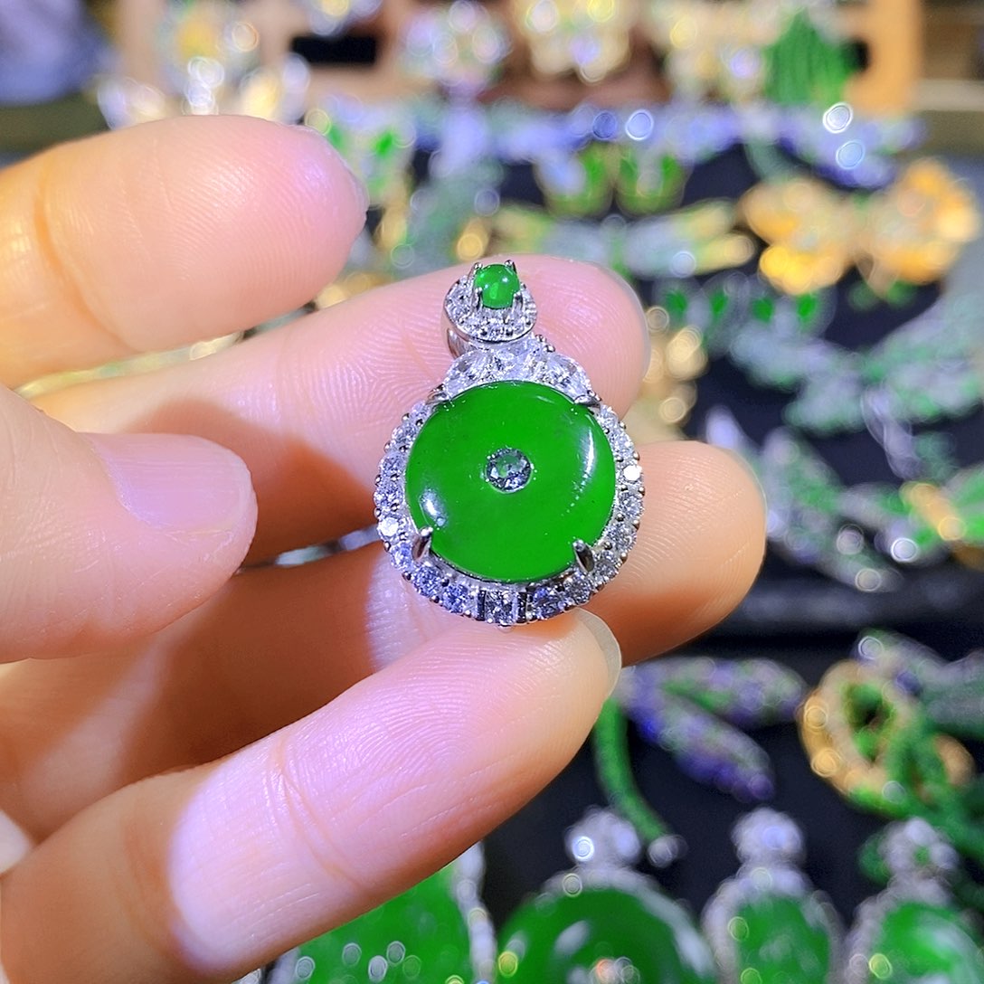 吊坠(不含链)银S925镶嵌翡翠